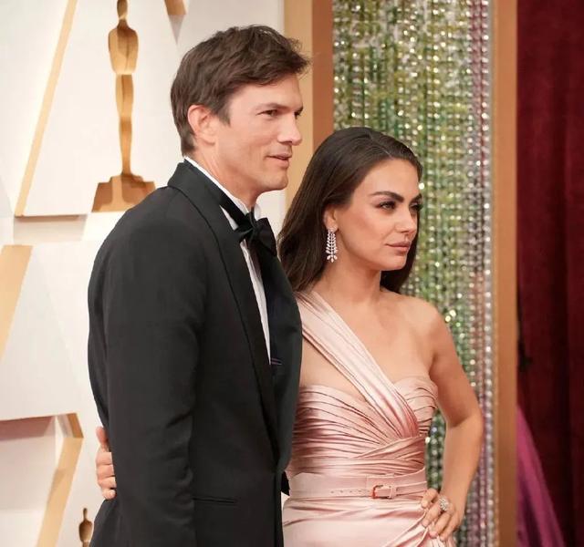 男星的红毯一般来说都比较中规中矩,不似莱托少爷那般我行我素,威尔