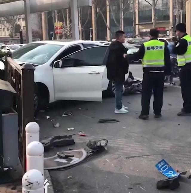 河北邯郸驾车冲撞人群嫌犯被刑拘