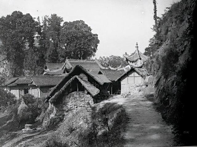 四川网民建议打造阆中古城老照片墙官方回应将广泛收集老照片欢迎各界