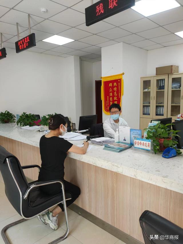 「助残日」“田高师手机维修部”为能帮到他人而快乐