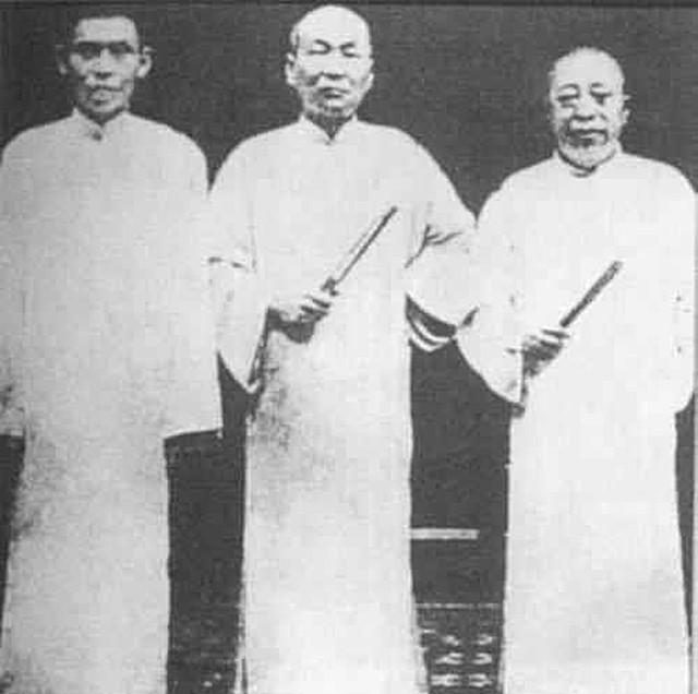 黄金荣有多狠辣？绑架董事坑4000银元，拿钱后连人老婆也不放过