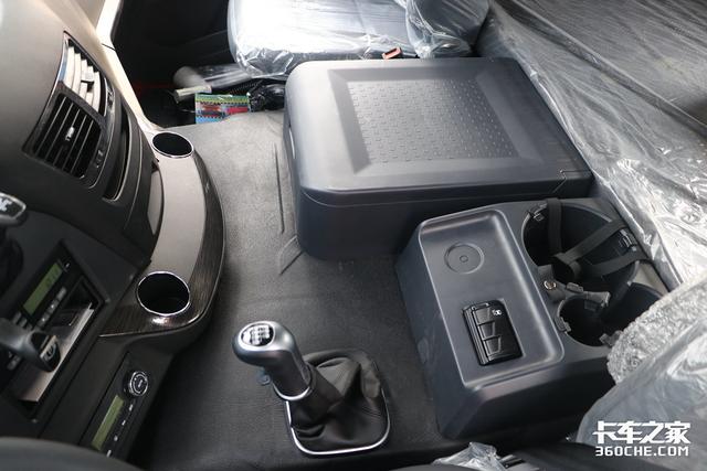 砂石料运输车