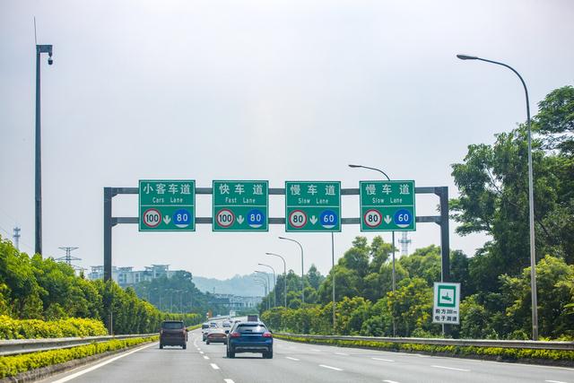 新规！4月1号起实施，违章处罚大变革，有车没车都要看