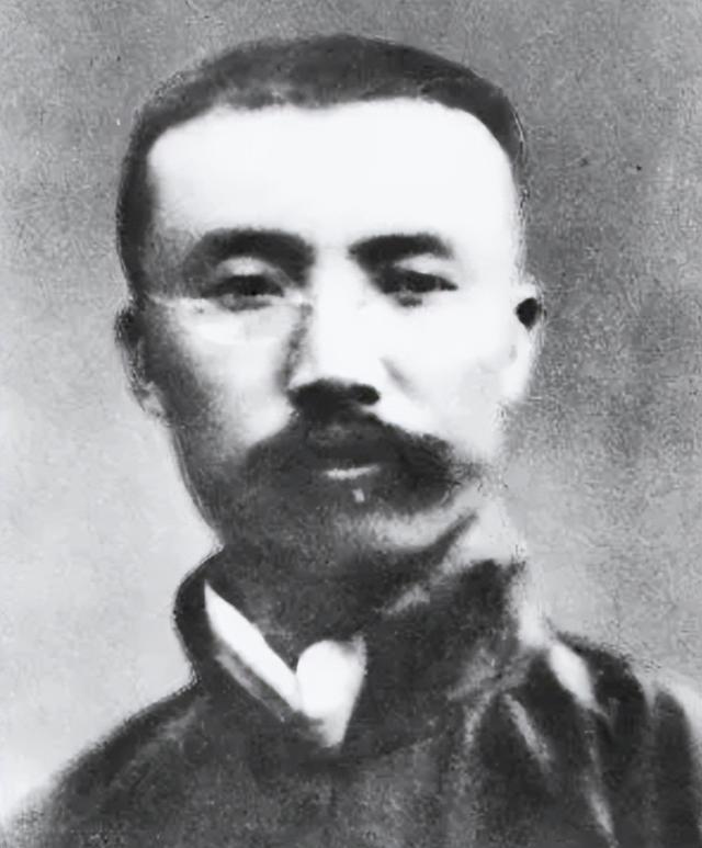 開國上將中，此人身份最為特殊，曾任34年副國級，兒子也是副國級 - 天天要聞
