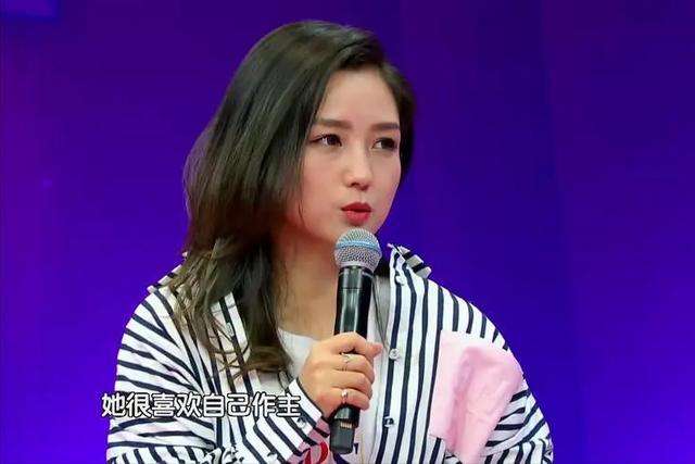 喊话《浪姐》求工作被无视，哭诉养不起4个娃，何洁值得同情吗？