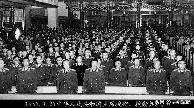 朱德位列十大元帅之首，授衔编号却是004，毛主席将001号给了谁？