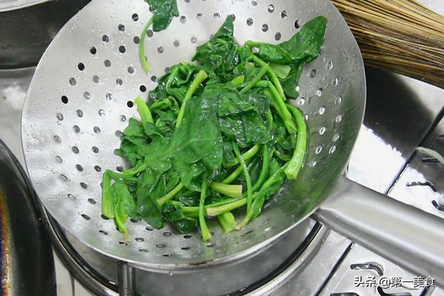 硒被称为“长寿元素”！建议中老年：宁不吃肉，也要吃5种高硒菜