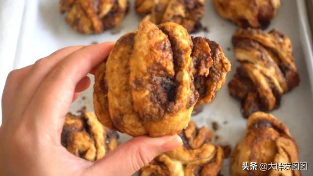 揭秘 糖花卷的简易做法 中式脏脏包 松软甜香 值得收藏 生活动态 推敲社区