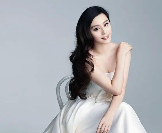 又一明星要被封杀，邓伦被曝偷税漏税，回顾成名经历实在太可惜