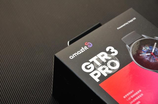 智能手表天花板，颜值运动兼备：华米跃我GTR3 PRO智能手表