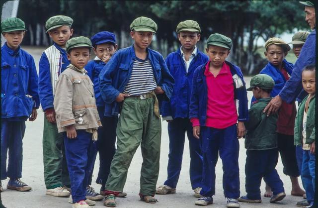 80年代中国人的穿搭罕见绝版彩色老照片