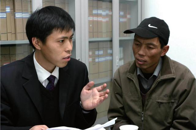 我，生于农民家庭，做了17年公益律师，专为农民工打官司