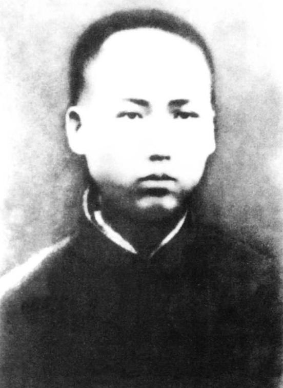 57年田云玉收到母亲病重电报，回家发现有假，毛主席：你还太年轻