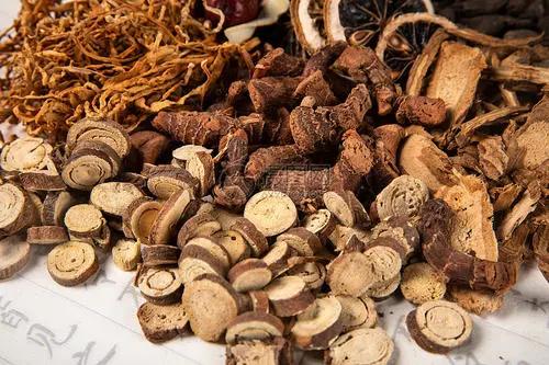 中药治疗恶性肿瘤的这些误区，助你少走弯路