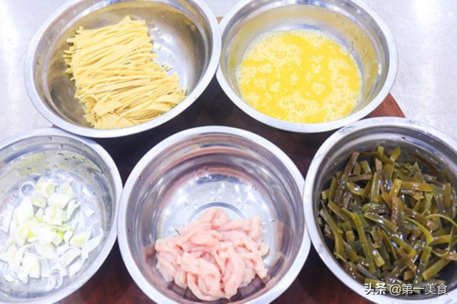 建议中老年人:5种“高卵磷脂”食材要多吃！健脑益智，越吃越年轻