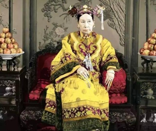 守寡多年的慈禧晚年为何会怀孕？是如何检查出来的？这是真事吗