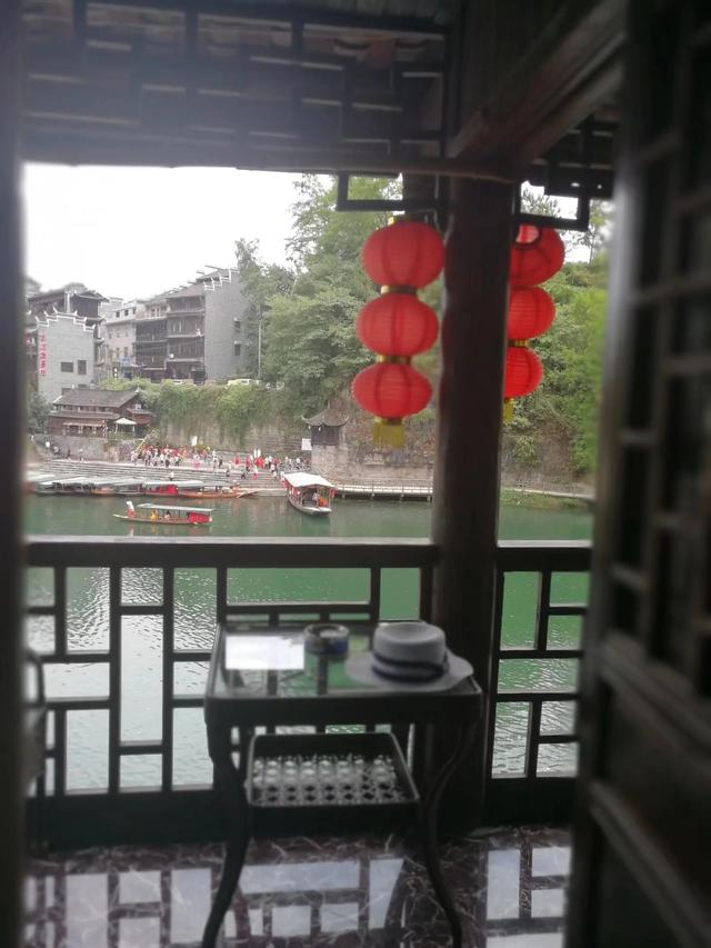 沈從文筆下的邊城，讓人無比放松的安靜所在，我去了兩次念念不忘