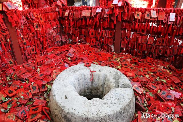 北京恭王府，银安殿与和珅的敛财黑手腕
