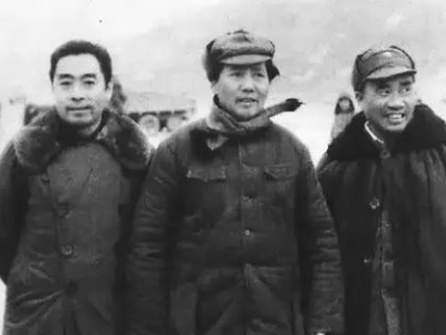 周总理军事地位有多高？连创我军10个第一，军事家排名仅次于一人