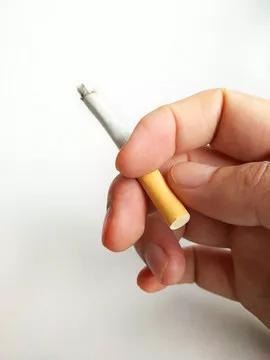 男人离不开烟和酒？