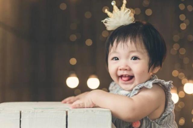 美国儿科学会：孩子出现这3种调皮行为，父母只可解锁不可干预