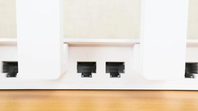 信号更强，体验更好的WiFi6路由器：荣耀路由4 Pro评测
