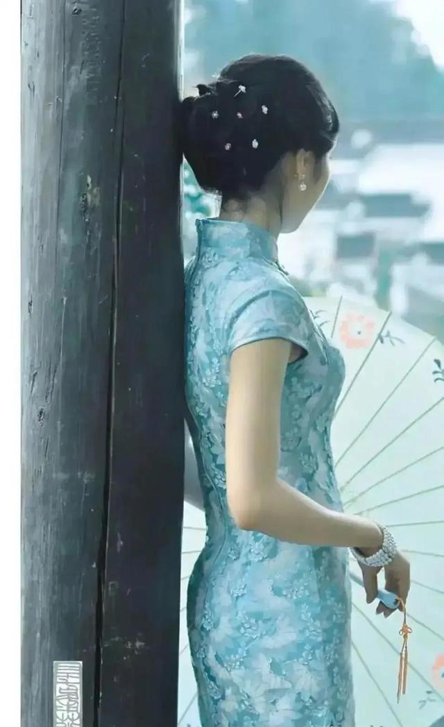 《四月再见，五月你好》
