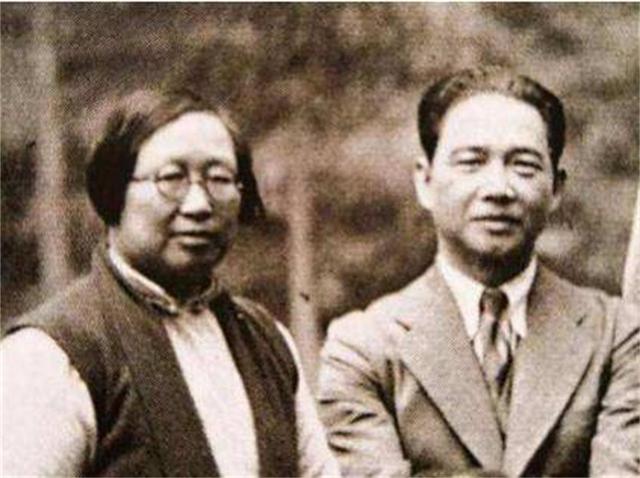 1946年老蒋下令炸开汪精卫墓，开棺后发现尸体完好，口袋有张纸条
