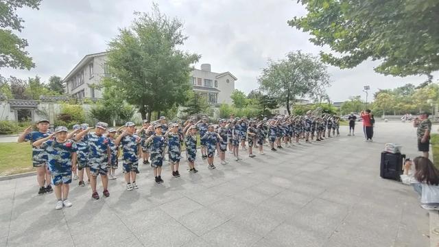 问题少年心理成长军事化管理学校(管理问题少年的学校)(图16)