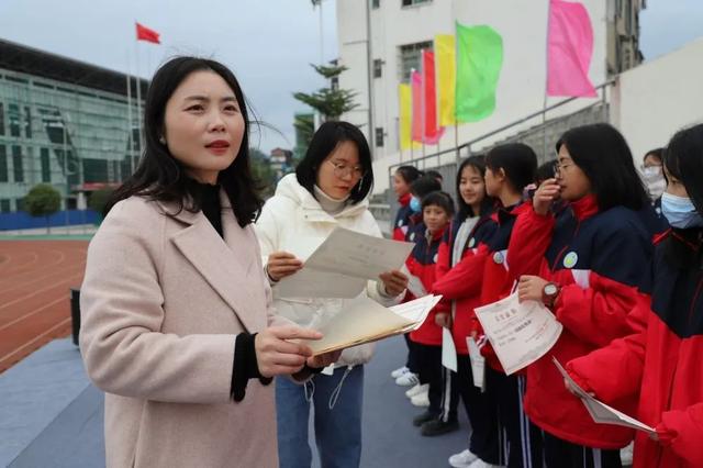 最新颖的誓师大会形式，环江县第二高级中学高考？