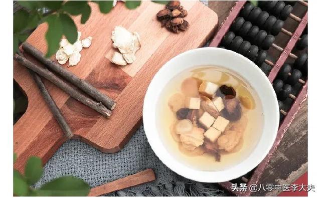 一吃凉东西就肚子疼，拉肚子？一剂理中丸，温阳散寒，告别胃虚寒