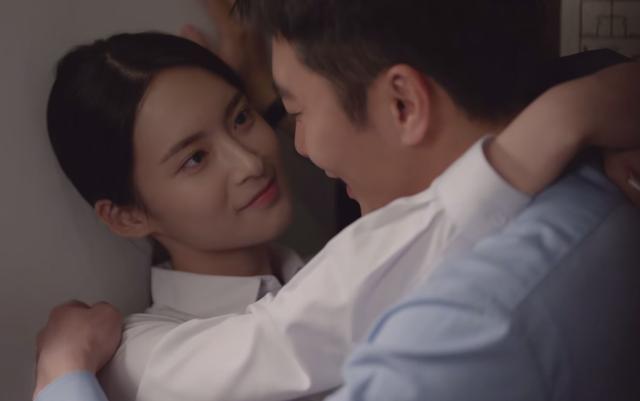 《心居》大结局：葛玥“含着泪的扭曲一笑”，是低嫁女变坏的前奏
