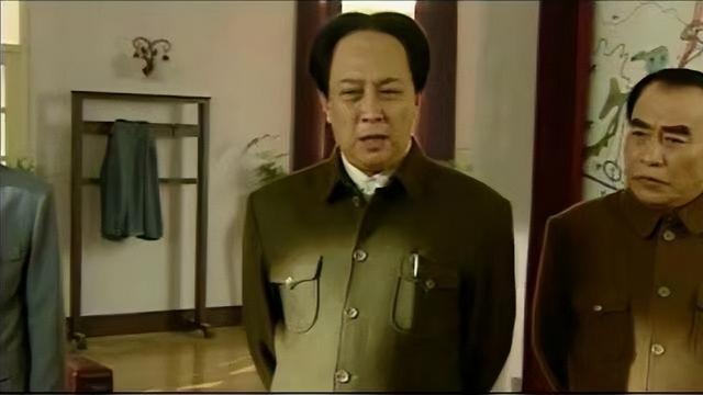 蒋介石得知岸英牺牲后，避开宋美龄，深夜与蒋经国一番谈话