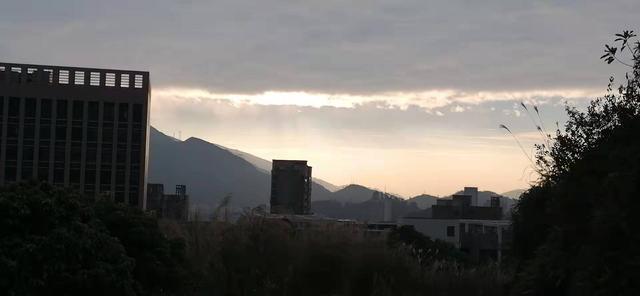 雲彩下的山城系列（三）