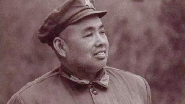 邱行湘特赦后想当搬运工人，周恩来得知后：你们的身份是国家干部