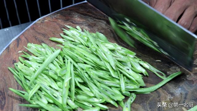 春天宁可不吃肉，也要多吃这“4菜2果”，营养又美味，越吃越健康