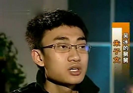 2009年5岁女童因白血病去世，舅舅发现端倪：医生继母有意谋害