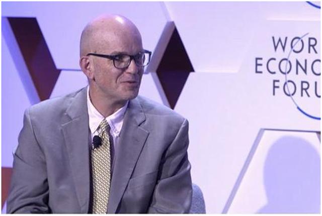 南京大学电子科学与工程学院马展