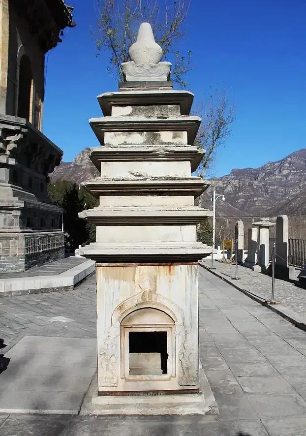 鐵兵遊記｜探訪三絕 四寶雲居寺