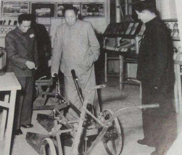 新中国成立后，一名马夫到北京参观却没钱回家：找我毛大哥要点