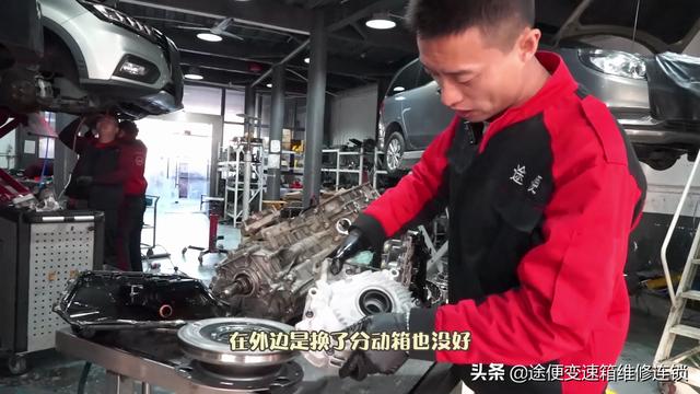 变速箱漏油怎么处理方法(变速箱漏油问题如何排除)