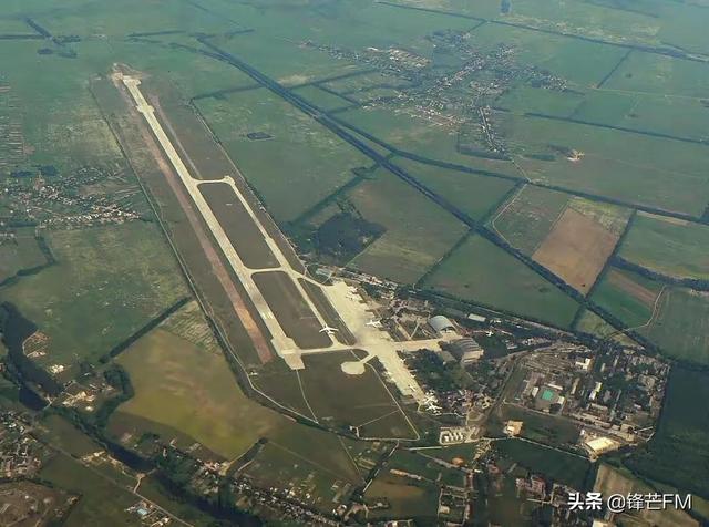 俄空突旅夺取机场，给我们提了一个醒，不一定非得硬性抢滩登陆