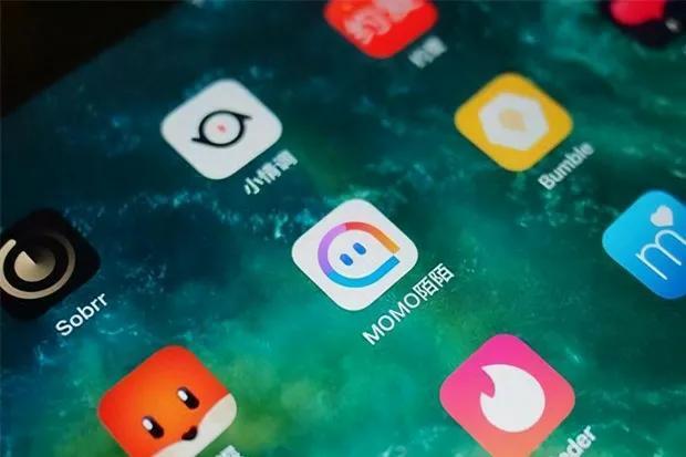 什么软件可以加妹子(怎么可以让附近的妹子添加好友)