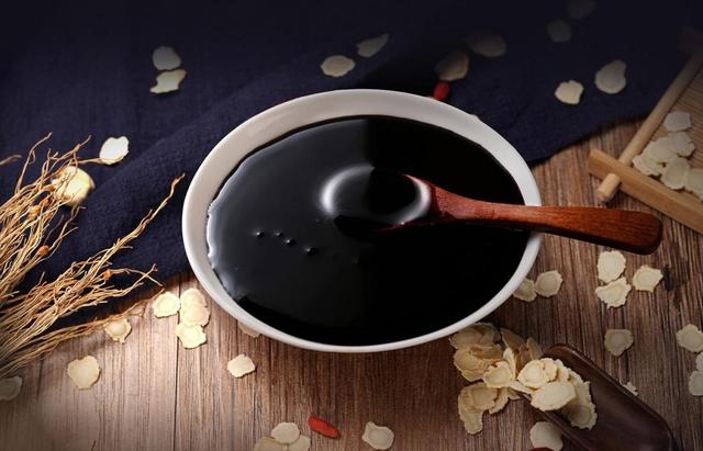 头发爱出油，脱发？根源可能在痰湿！1张方子，祛痰湿，帮你改善