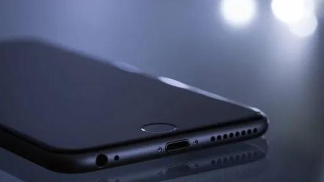 一季度国内手机市场：出货量减少14%，OPPO、荣耀、vivo位居前三