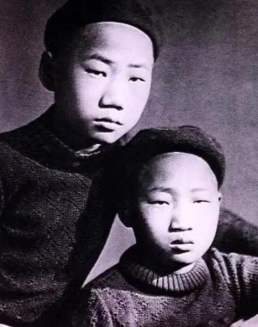 49年毛岸青为让爸爸方便，要求学车，毛主席得知后：不要让他开车