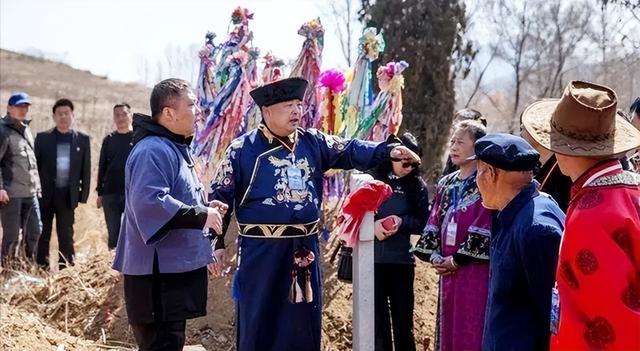 辽宁皇族村：村民是满清皇室正牌后裔，生活起居仍保留当年习惯