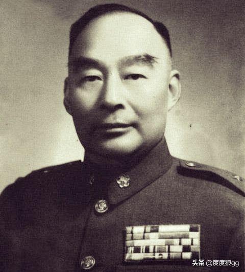 蒋介石在大陆最后一道命令，为何是炮轰上将公馆？差点又成阶下囚