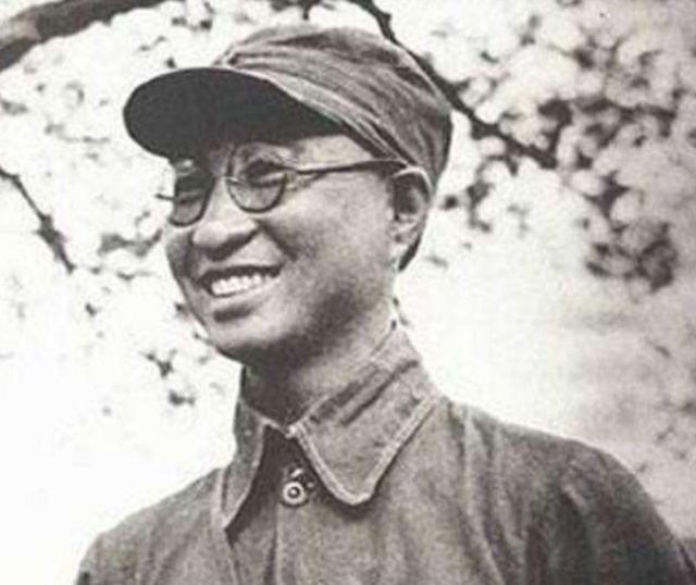 1955年评定军衔，毛泽东：“没有他，我和恩来早没了”，所言何人