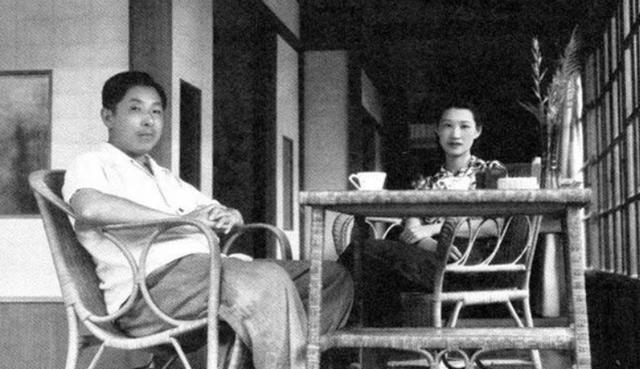 1975年蒋介石逝世，张学良苦想3天挽联，葬礼上留16字意味深长